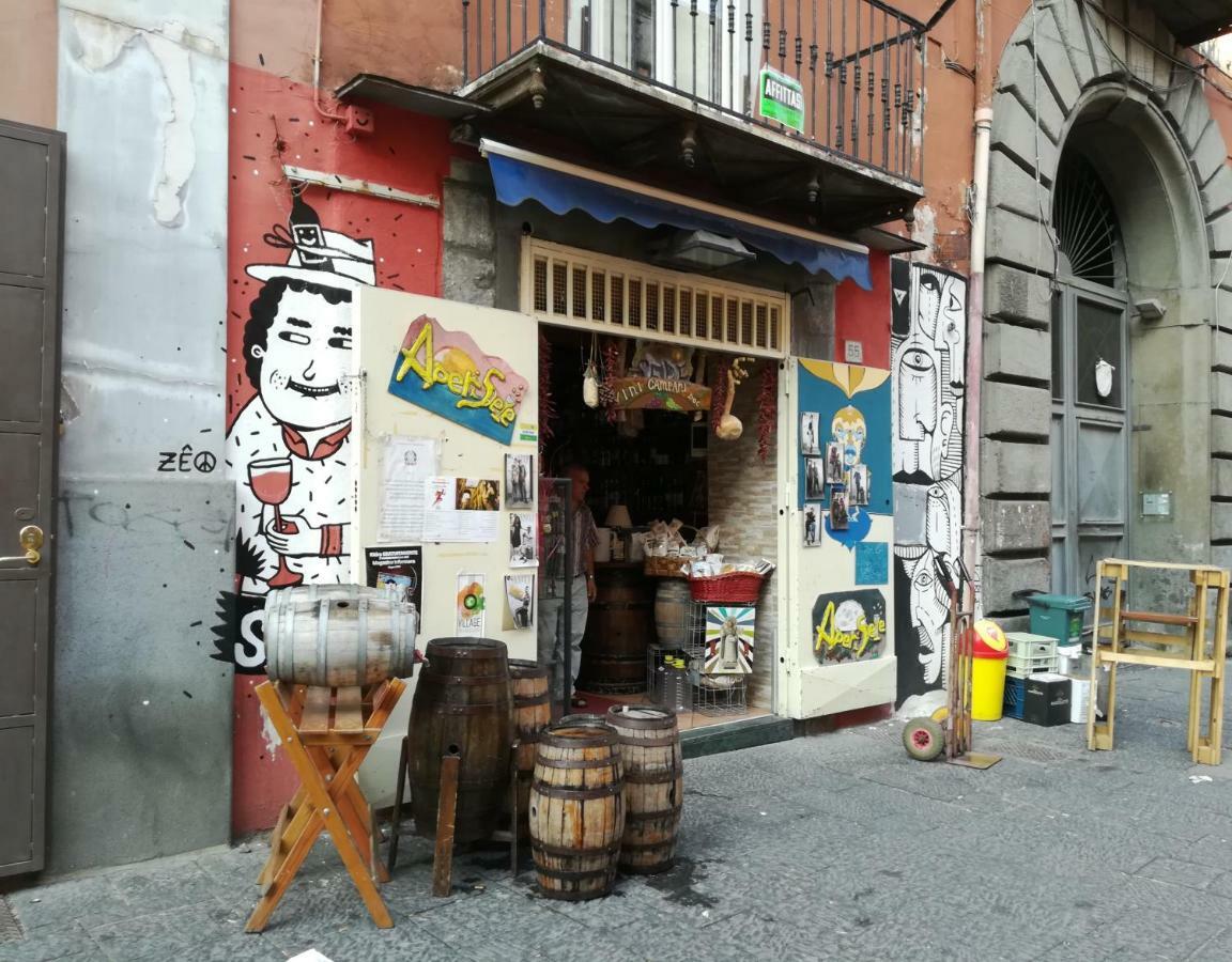 "Dint E Viche E Napule" Guest House 那不勒斯 外观 照片